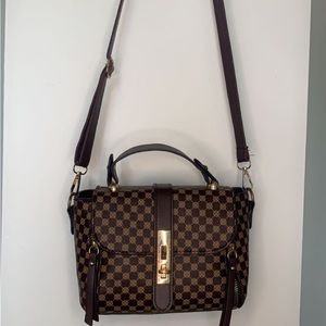 Adorable Mini brown crossbody bag